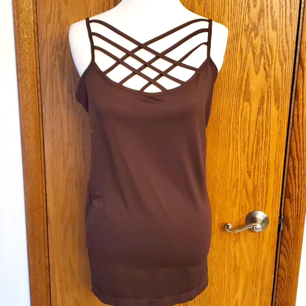ZENANA OUTFITTERS CAMI CRISS CROSS FRONT SKINNY STRAPS CHOCOLATE BROWN 2X/3X